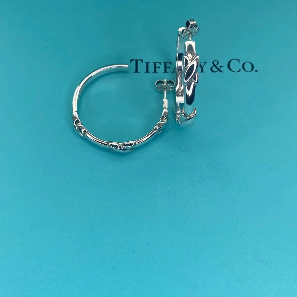 Classic signature‎ X earrings